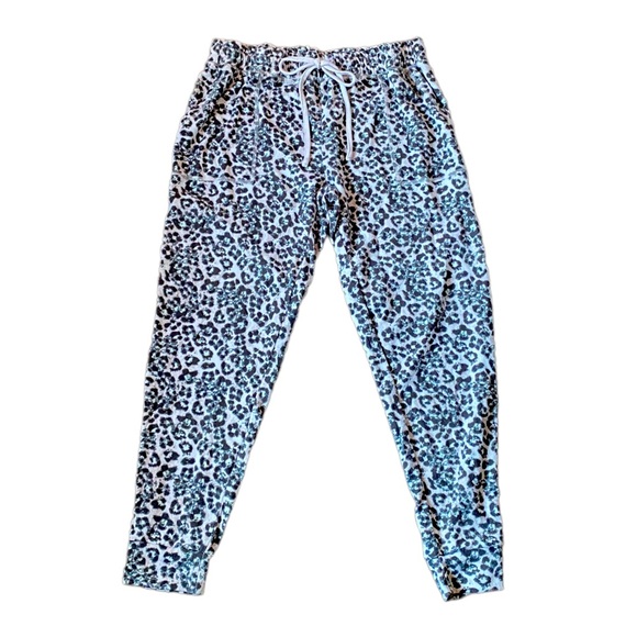 Leopard Print super comfortable soft loungewear joggers - Picture 1 of 7